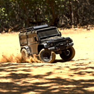 TRX-4 Land Rover Defender with Front Winch - Image 11